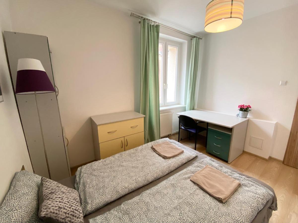 Hello Apartments Amazing River View 4 Bedrooms & Balcony Gdansk Bagian luar foto