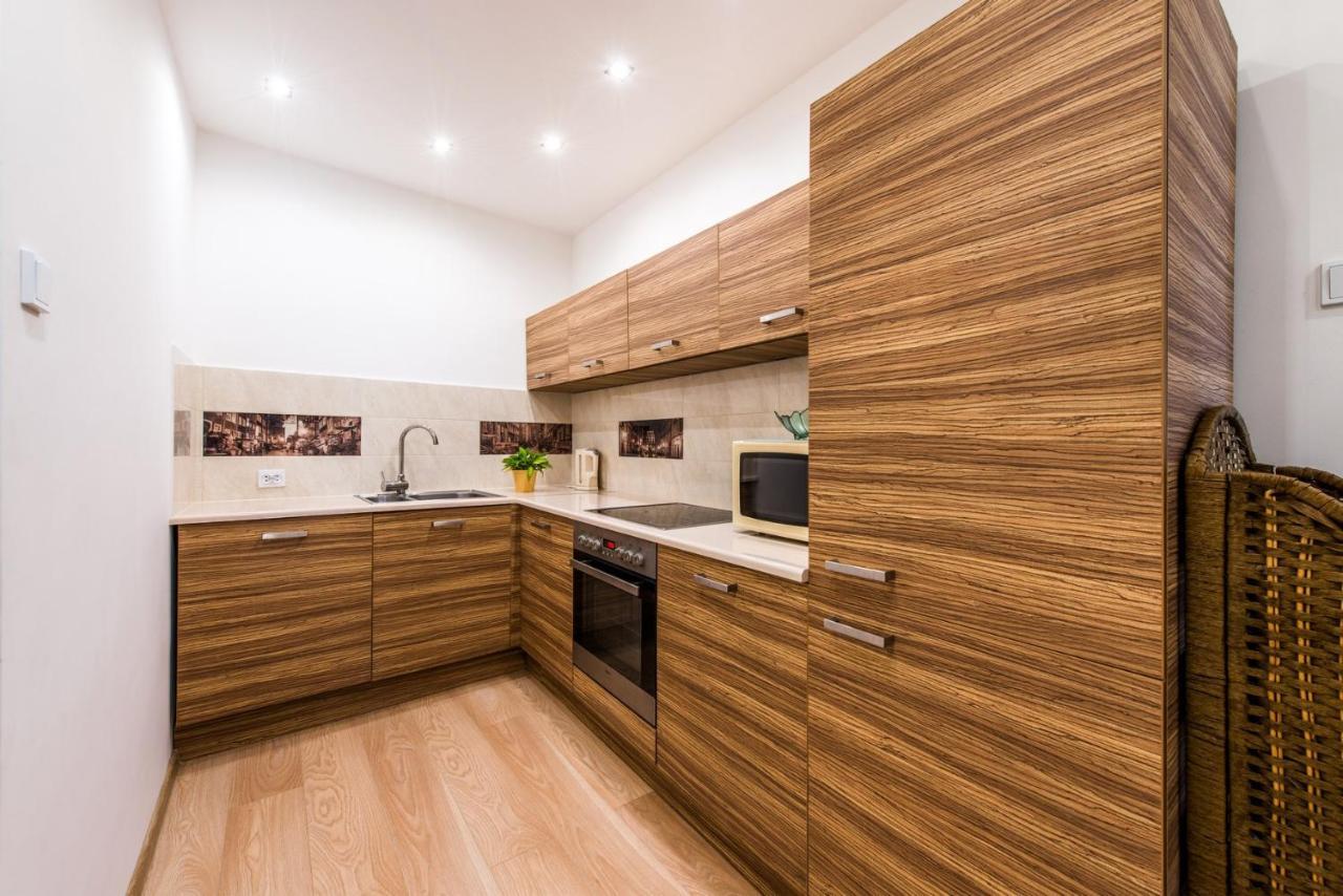 Hello Apartments Amazing River View 4 Bedrooms & Balcony Gdansk Bagian luar foto