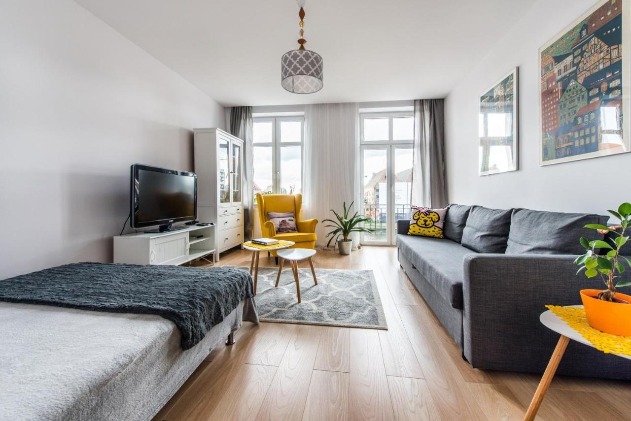Hello Apartments Amazing River View 4 Bedrooms & Balcony Gdansk Bagian luar foto