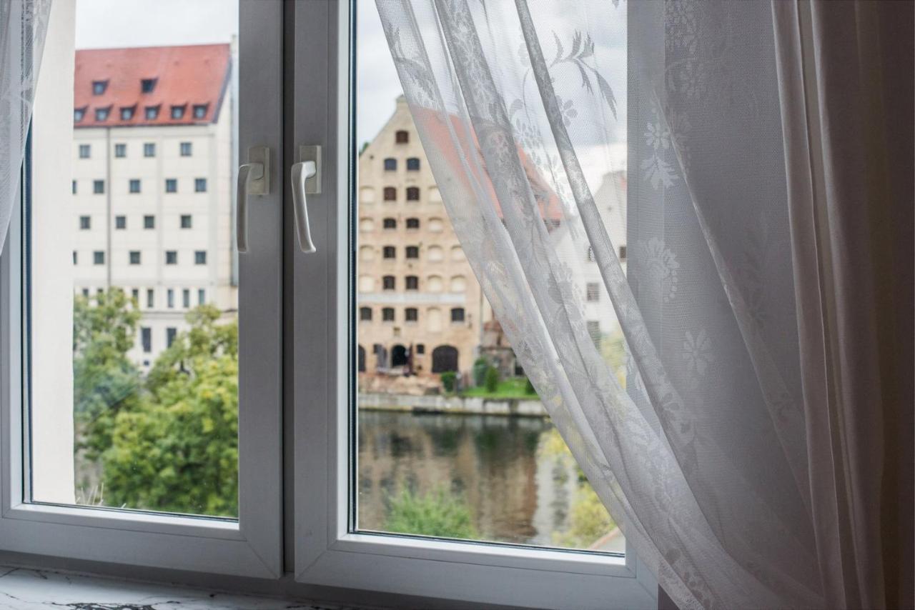 Hello Apartments Amazing River View 4 Bedrooms & Balcony Gdansk Bagian luar foto