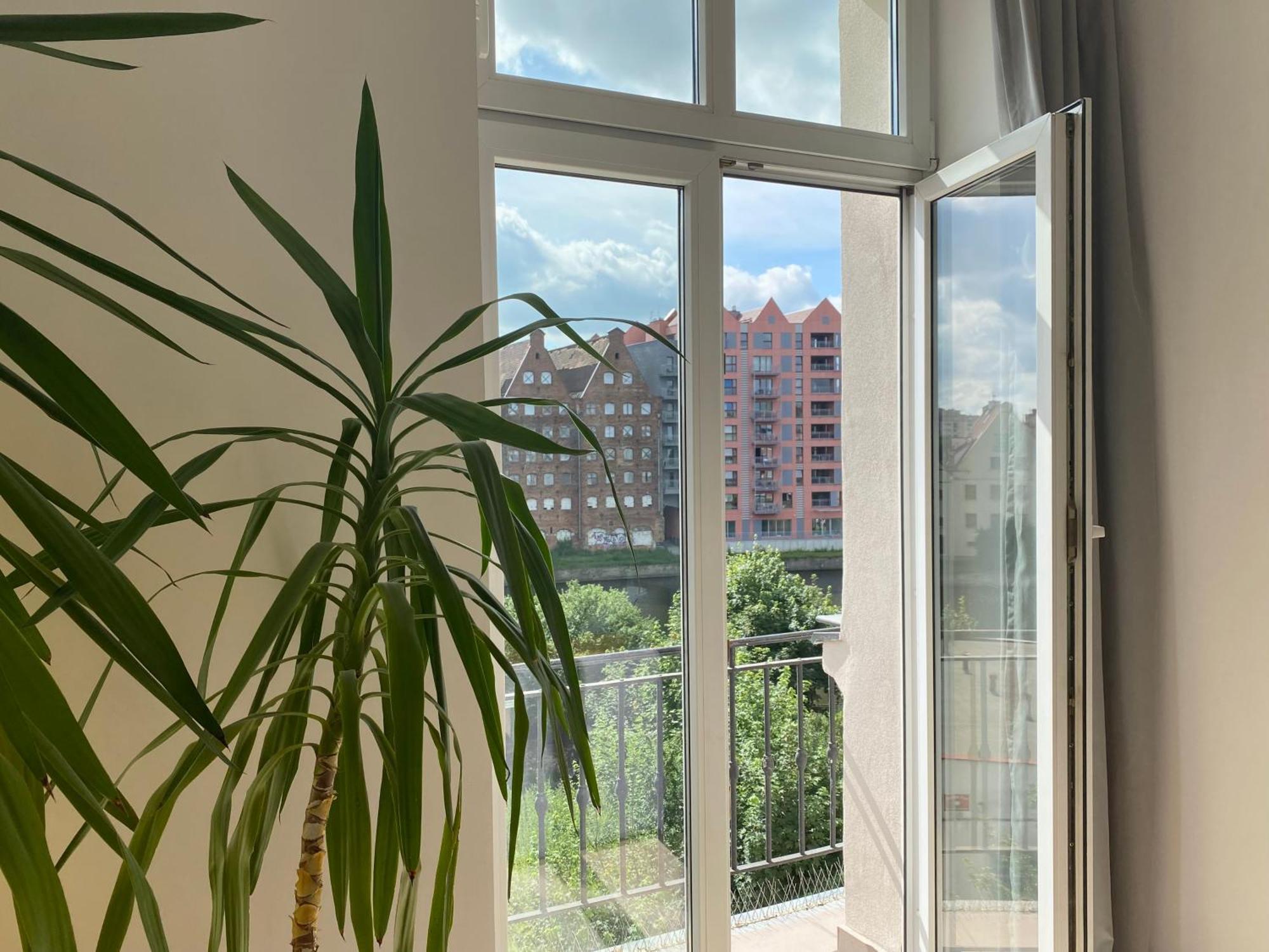 Hello Apartments Amazing River View 4 Bedrooms & Balcony Gdansk Bagian luar foto